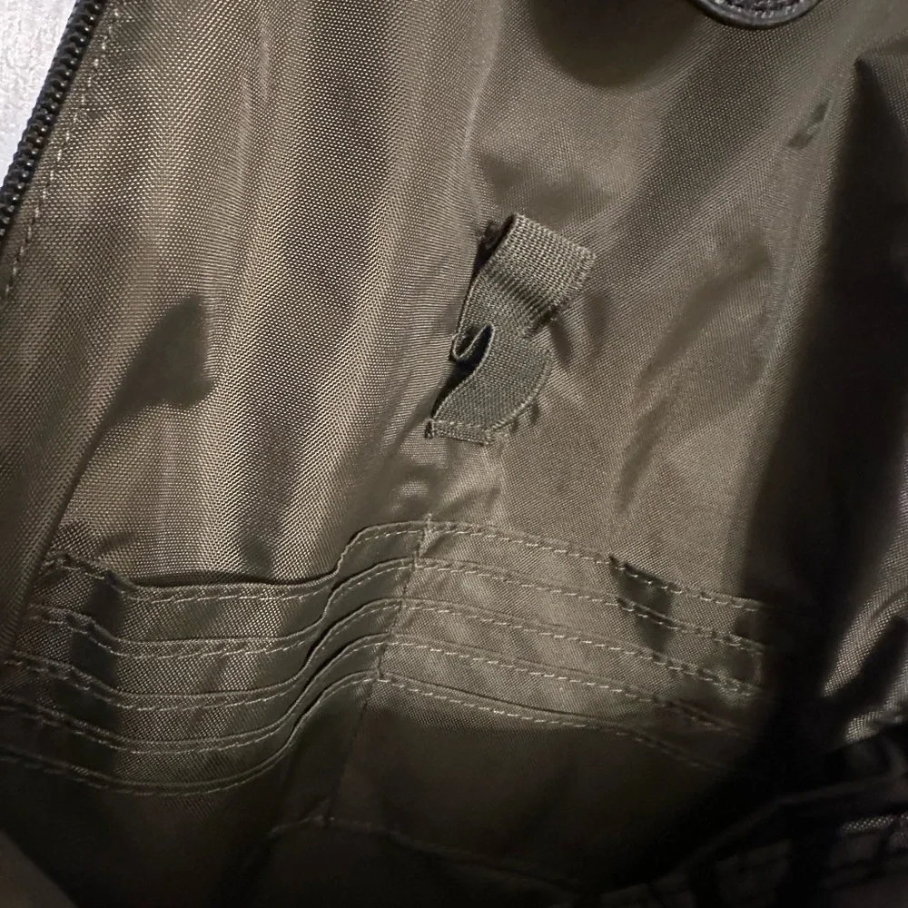 Baggallini small animal print NWOT tags backpack. - Picture 10 of 11